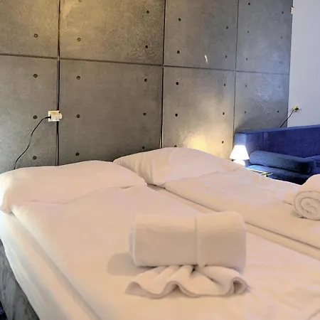호텔 Hotel Osrblie